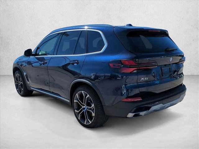 Used 2025 BMW X5 xDrive50e w/ Premium Package AWD/4WD image 8