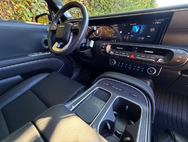 Used 2026 Hyundai Palisade Calligraphy AWD/4WD image 24