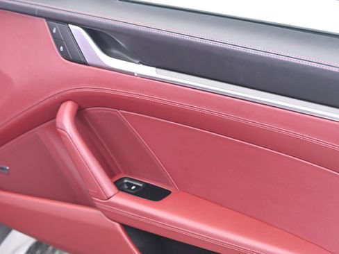 Certified 2023 Porsche 911 Carrera S RWD image 20