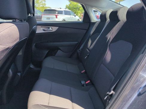 Certified 2023 Kia Forte LXS FWD image 21