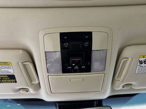 Used 2023 Lexus GX 460 Premium image 18