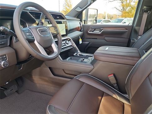 New 2026 GMC Sierra 2500 Denali w/ Denali Reserve Package image 15