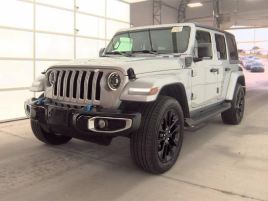 Used 2023 Jeep Wrangler Unlimited Sahara w/ Cold Weather Group AWD/4WD image 4
