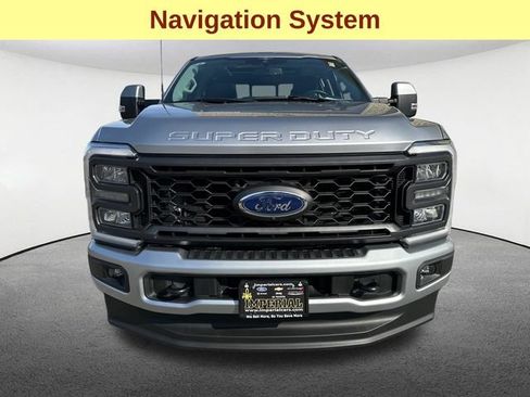 Used 2023 Ford F250 Lariat w/ Sport Appearance Package AWD/4WD image 4