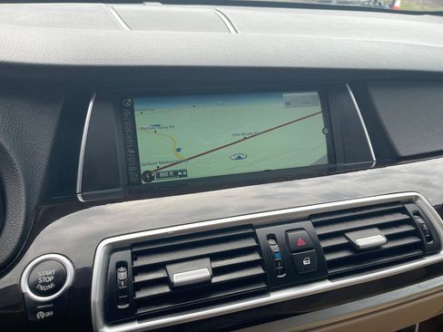 Used 2014 BMW 550i Gran Turismo RWD image 13