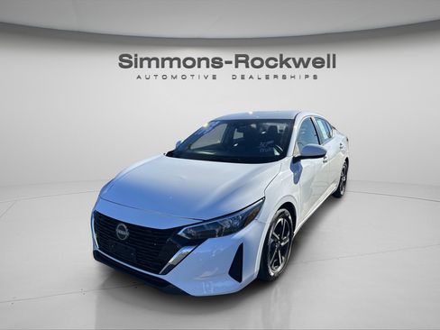 Used 2024 Nissan Sentra SV image 5