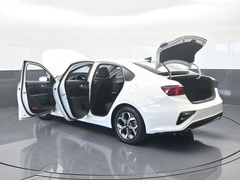 Used 2019 Kia Forte LXS image 70