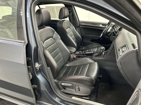 Used 2021 Volkswagen GTI SE FWD image 24