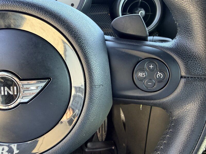 Used 2013 MINI Cooper S FWD image 17