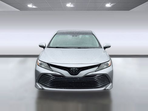 Used 2018 Toyota Camry XLE w/ Audio Package FWD image 6