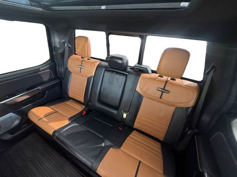 Used 2024 Ford F250 Platinum w/ Tremor Off-Road Package image 15