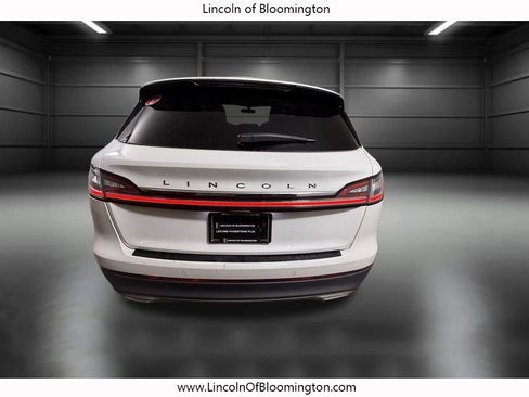 Certified 2023 Lincoln Nautilus Reserve w/ Equipment Group 201A image 7