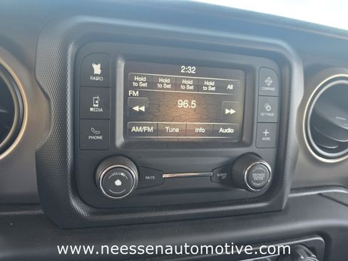 Used 2020 Jeep Wrangler Unlimited Sport S AWD/4WD image 21