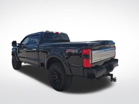 Used 2024 Ford F250 Platinum image 5
