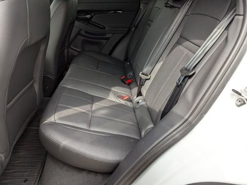 Used 2026 Land Rover Range Rover Evoque Dynamic SE image 15