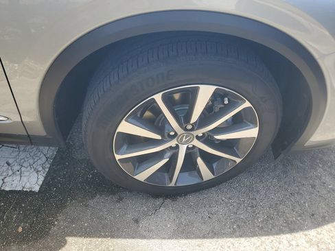 Certified 2025 Acura MDX FWD w/ Technology Package image 10