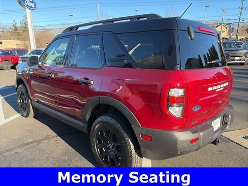 Used 2025 Ford Bronco Sport Badlands image 5