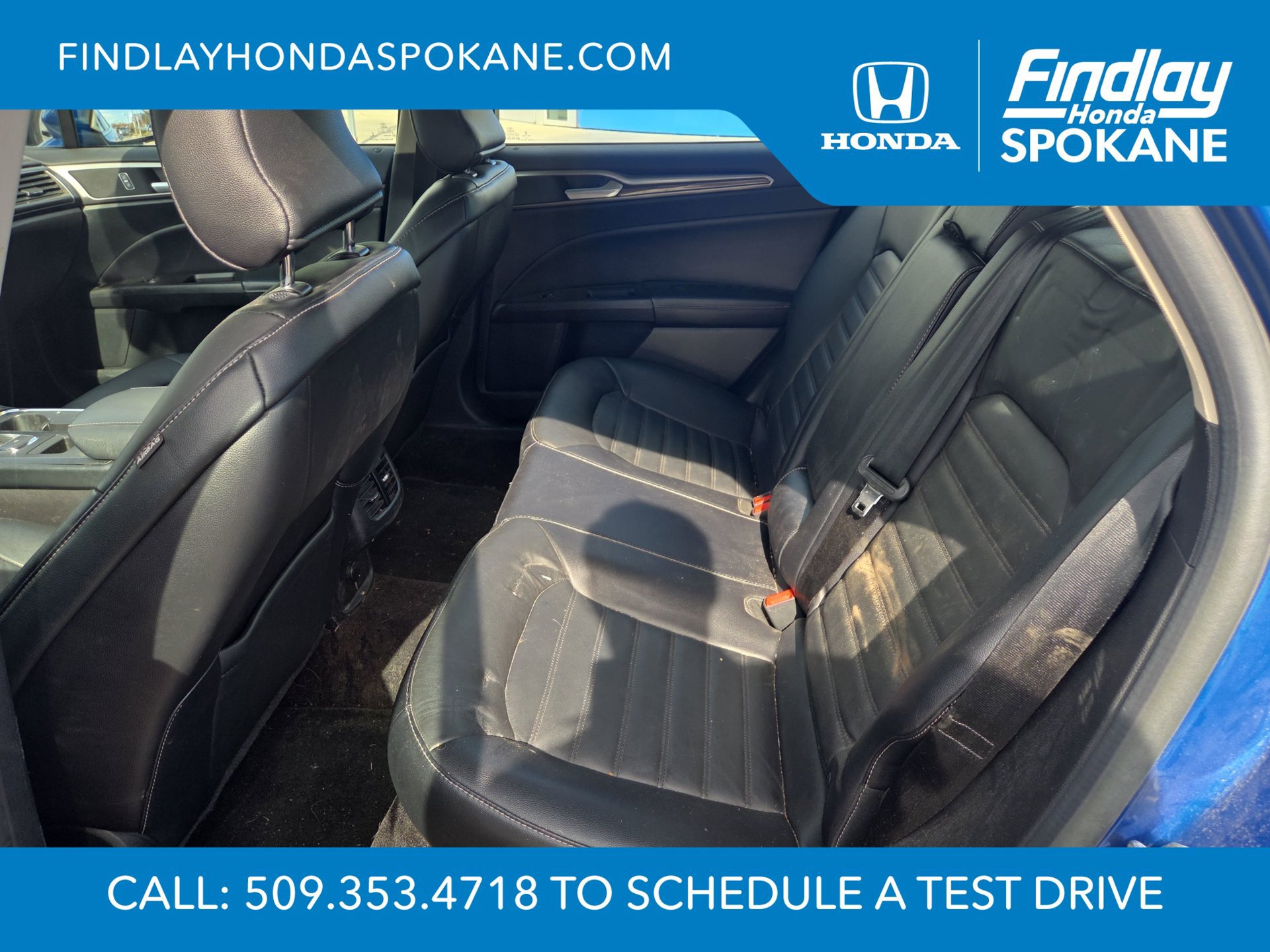 Used 2017 Ford Fusion SE w/ Fusion SE Technology Package FWD image 17