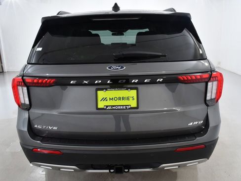 New 2026 Ford Explorer Active w/ Active Comfort Package image 13