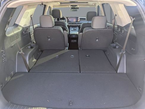 Used 2024 Hyundai Palisade Limited image 12