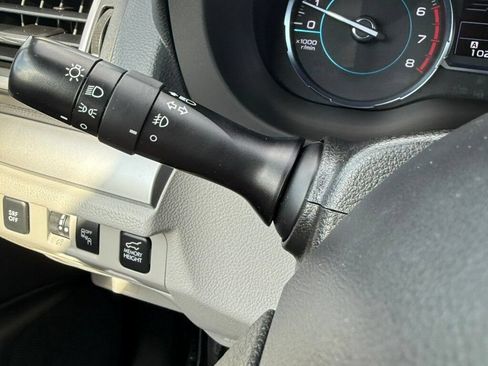 Used 2017 Subaru Forester 2.5i Premium AWD/4WD image 28