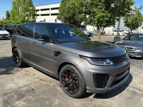 Used 2018 Land Rover Range Rover Sport SVR AWD/4WD image 3
