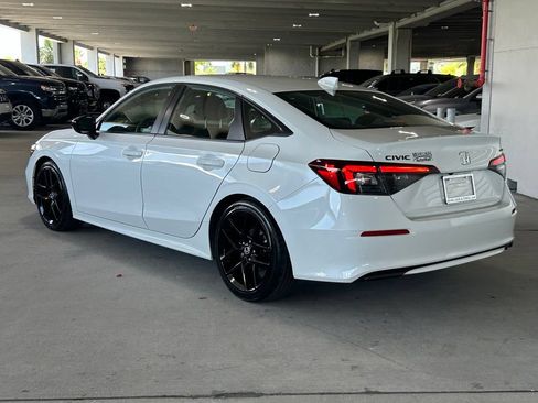 Used 2026 Honda Civic Sport image 3