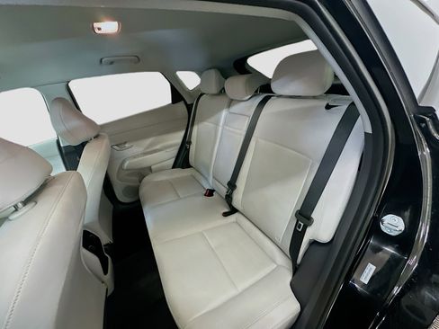 Used 2025 Hyundai Kona SEL AWD/4WD image 28