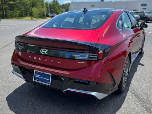 Used 2025 Hyundai Sonata Limited FWD image 8
