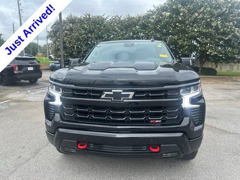 Used 2025 Chevrolet Silverado 1500 LT Trail Boss w/ LT Trail Boss Premium Package AWD/4WD image 9