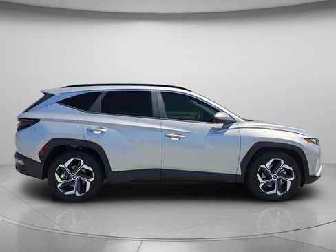 Used 2024 Hyundai Tucson SEL w/ Convenience Package FWD image 8