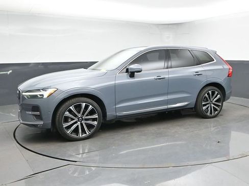 Used 2023 Volvo XC60 B5 Ultimate w/ Protection Package Premier AWD/4WD image 4
