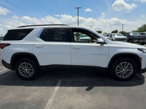 Used 2022 Chevrolet Traverse LT AWD/4WD image 9