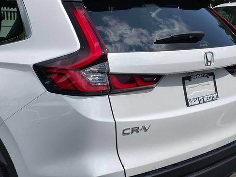 Certified 2024 Honda CR-V EX image 7