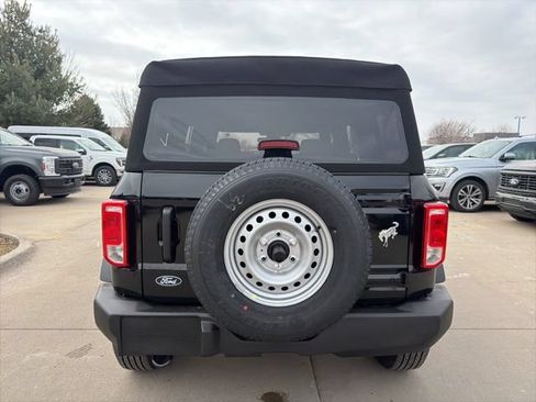 New 2026 Ford Bronco 4-Door AWD/4WD image 6