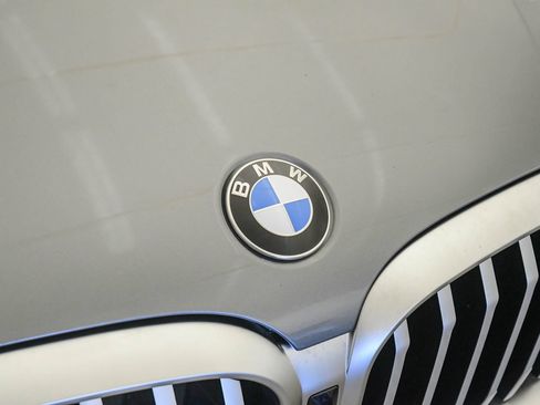 Used 2023 BMW X3 sDrive30i w/ Premium Package RWD image 7
