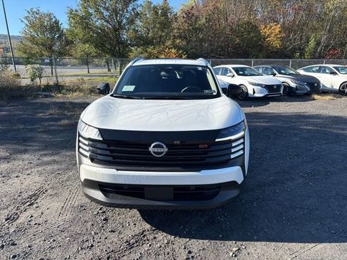 New 2026 Nissan Kicks SR w/ SR Premium Package image 3