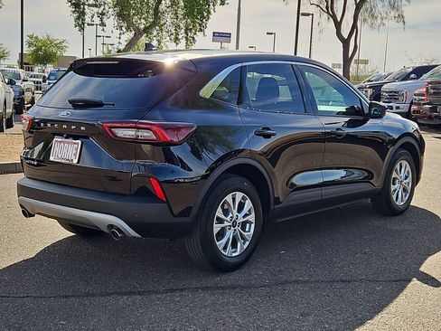 Used 2023 Ford Escape Active w/ Tech Pack #2 FWD image 5