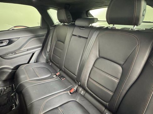 Used 2020 Jaguar F-PACE Prestige AWD/4WD image 32