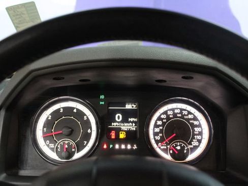 Used 2019 RAM 1500 Express w/ Wheel & Sound Group AWD/4WD image 18