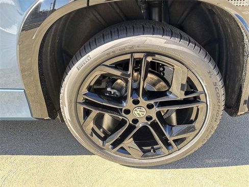 New 2026 Volkswagen Tiguan SE R-Line image 6