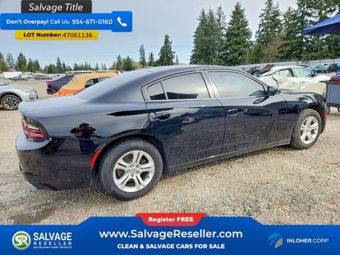 Used 2019 Dodge Charger SXT image 4