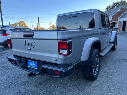 Used 2020 Jeep Gladiator Overland image 5