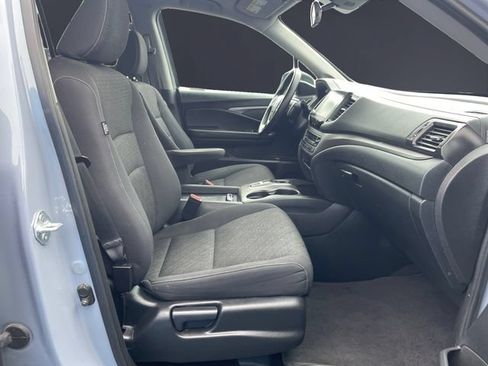 Used 2023 Honda Ridgeline Sport image 15
