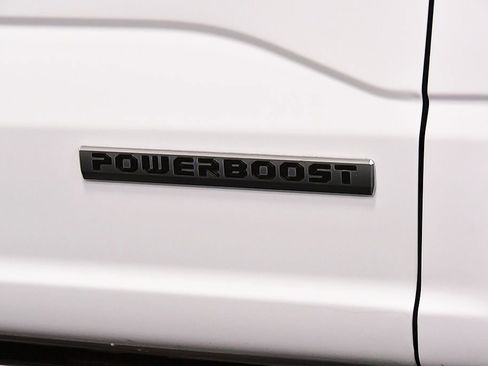 Used 2023 Ford F150 Lariat w/ Equipment Group 502A High AWD/4WD image 11