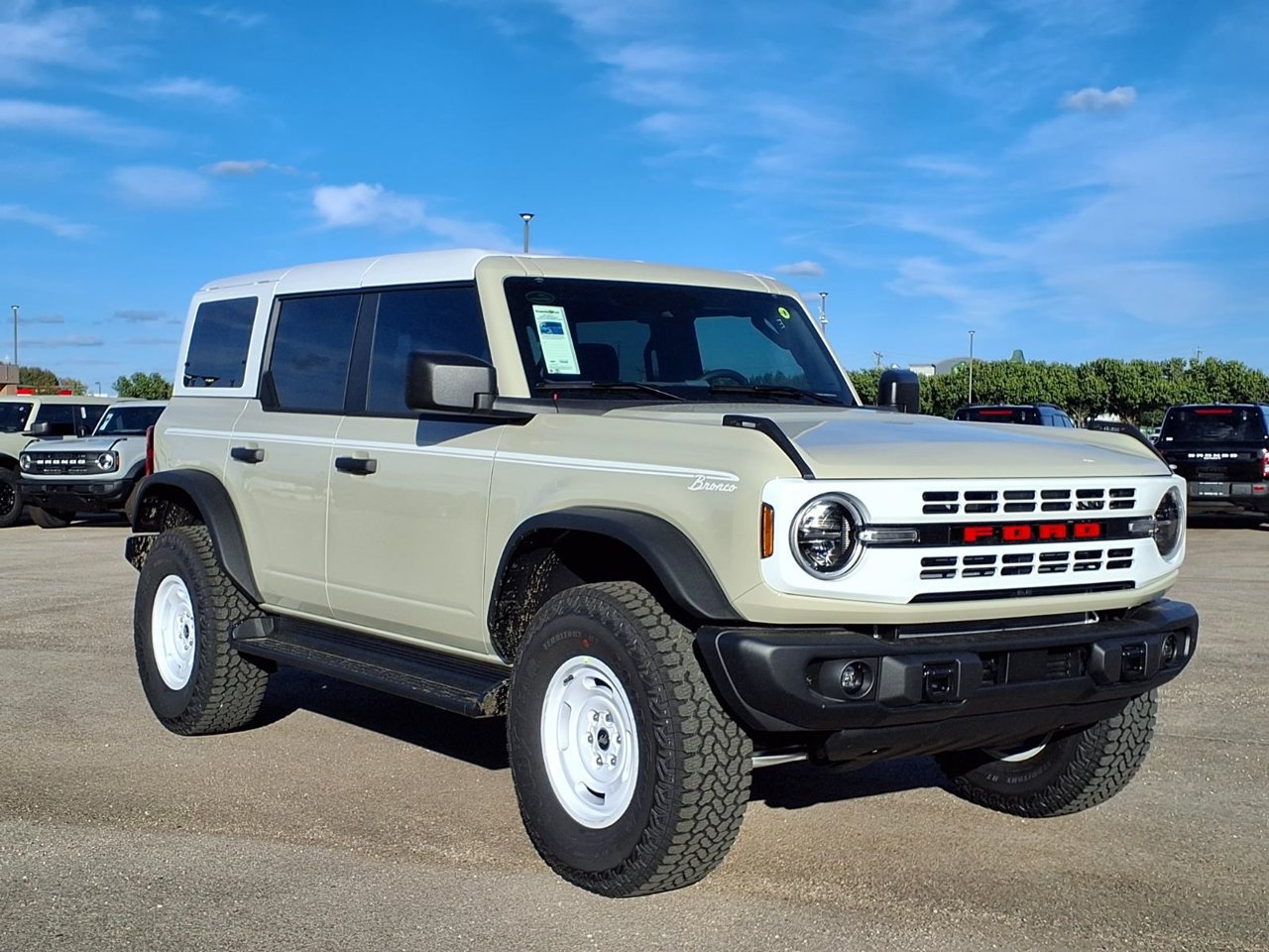 New 2026 Ford Bronco Heritage Edition AWD/4WD image 3
