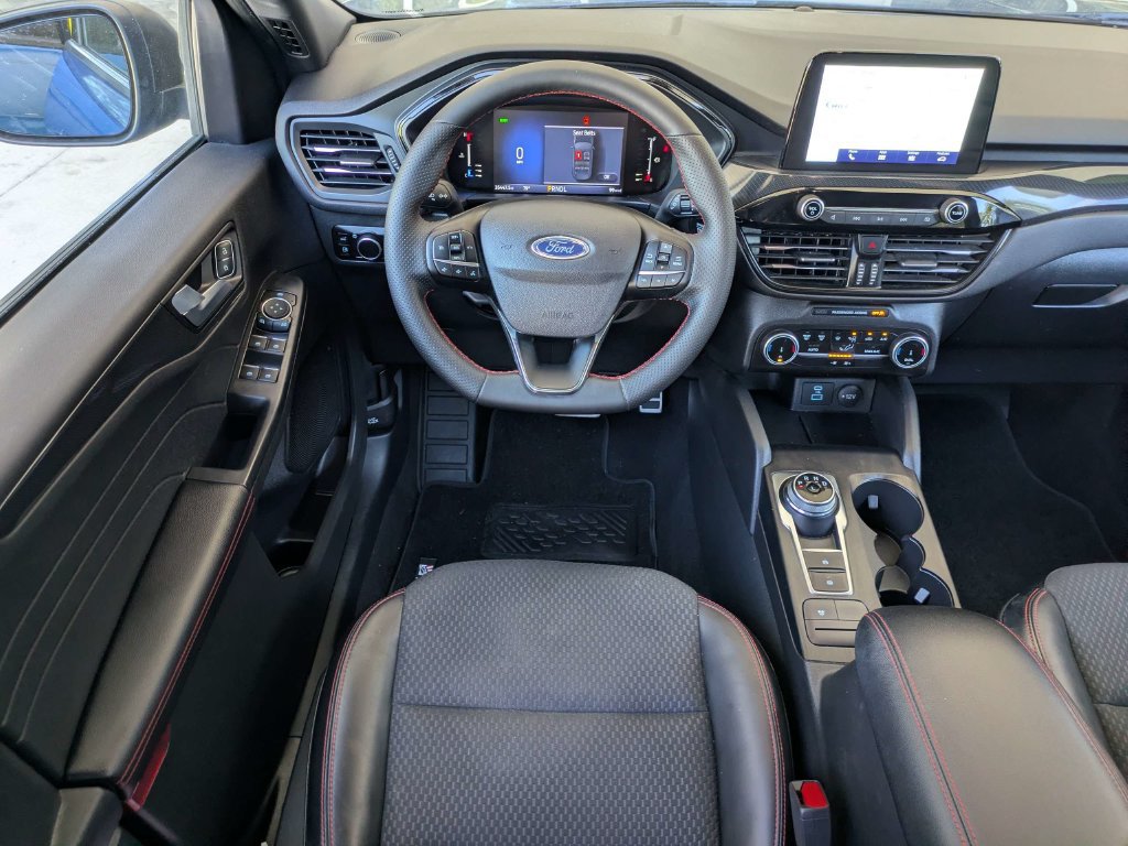 Used 2023 Ford Escape ST-Line w/ Equipment Group 301A FWD image 17