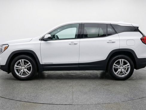 Used 2024 GMC Terrain SLE FWD image 5