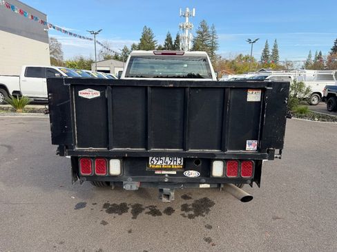 Used 2022 Chevrolet Silverado 2500 W/T w/ WT Fleet Convenience Package image 6