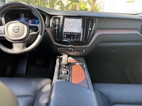 Used 2023 Volvo XC60 B5 Plus w/ Climate Package AWD/4WD image 7